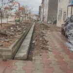 آغاز جدول کشی فاطمیه ۸ و همچنین جدول گذاری پیاده روی پارک وصال ضلع جنوب بلوار شعبانیه توسط نیروهای عمران منطقه یک