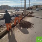 لایروبی جوبه های خیابانهای مهرشهرتوسط اداره خدمات شهری منطقه یک و نیروهای ۱۳۷
