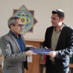 تقدیر از کارمند شهرداری منطقه یک