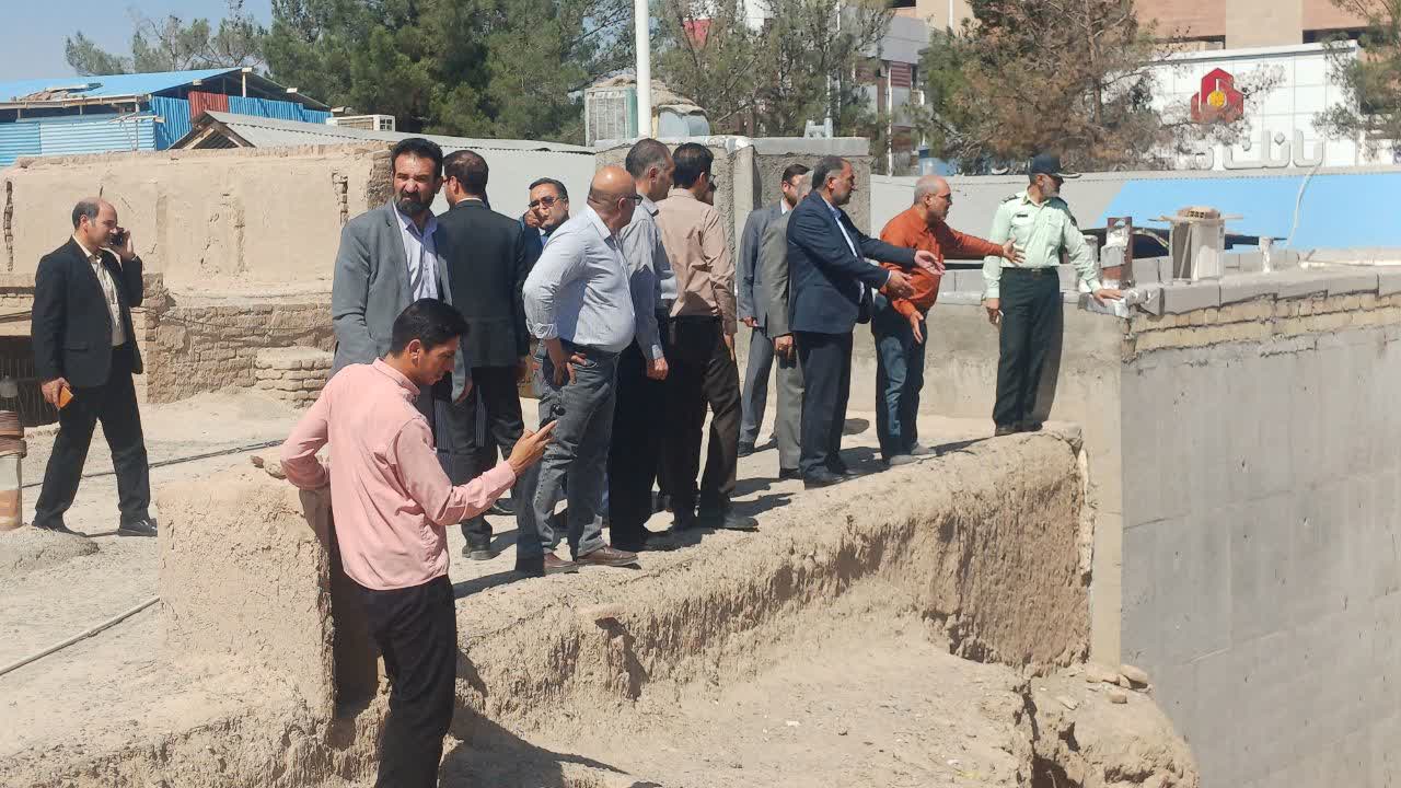 بازدید میدانی شهردار منطقه یک و دادستان مرکز استان از بازار با هدف پیشگیری از سرقت